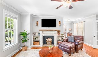 102 Crosscreek Dr, Anderson, SC 29621