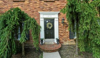 1579 Sylved Ln, Cincinnati, OH 45238