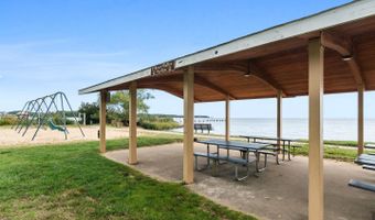 621 HARBOR Dr, Annapolis, MD 21403