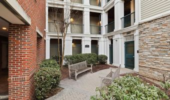 2465 ARMY NAVY Dr 1-203, Arlington, VA 22206
