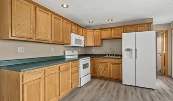 118 W Hawley St, Amboy, IL 61310