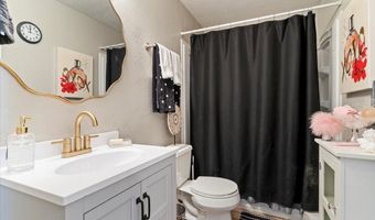 2064 S ORCHARD Dr, Bountiful, UT 84010