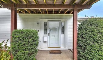 583 Pocasset Ct, Warwick, RI 02886