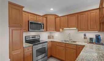 200 Roger Williams Ave 109, East Providence, RI 02916