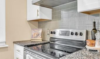 2003 Audubon Dr, Ann Arbor, MI 48103
