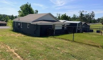 819 N MAPLE St, Adamsville, TN 38310