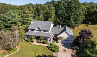 8193 Lavelle Rd, Athens, OH 45701