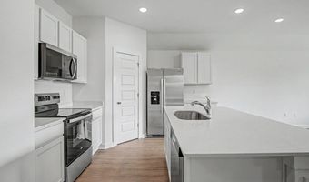 512 S Cherry St, Beebe, AR 72012