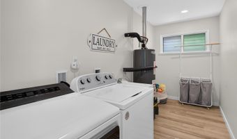 633 Keolu Dr, Kailua, HI 96734