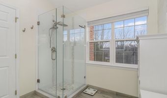 43104 BALTUSROL Ter, Ashburn, VA 20147