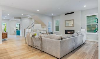 6908 GREYSWOOD Rd, Bethesda, MD 20817