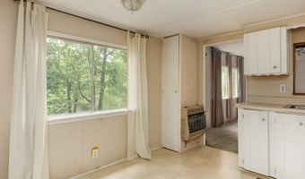 5203 Howardsville Rd, Apison, TN 37302