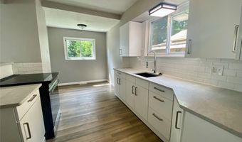 1062 Pitkin Ave, Akron, OH 44310