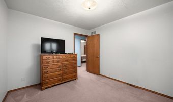 11938 Davis Rd, Alhambra, IL 62001