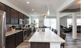 3022 Silvercliff Cir, Indianapolis, IN 46217