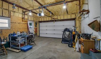 219 Cindy Dr, Amherst, NY 14221