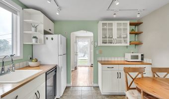 19 Tremlett Rd, Billerica, MA 01821