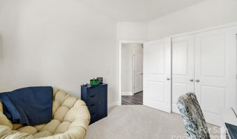4202 Alexander View Dr 36, Charlotte, NC 28226