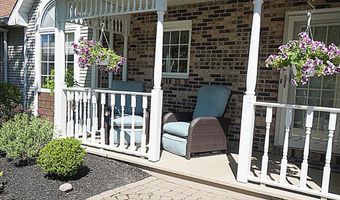10 Sweet Bay Ln, Amherst, NY 14221