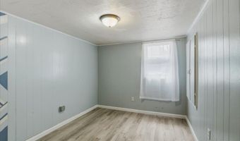 618 E 7TH St, Cheyenne, WY 82007