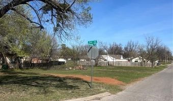 927 S 3rd St, Chickasha, OK 73018