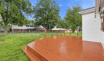 104 Willow Ln, Anderson, IN 46012