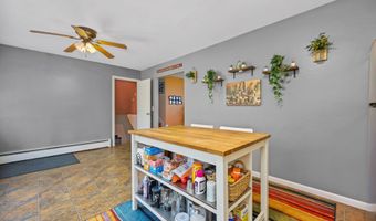 3 Mary Ann Dr, Danbury, CT 06811