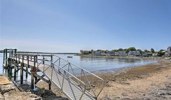56 King Philip Rd, Narragansett, RI 02882