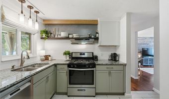 4400 Laurel Oak Dr, Allison Park, PA 15101