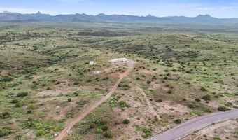 110 High Lonesome, Alpine, TX 79830