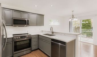 16828 NW GREYHAWK Dr, Beaverton, OR 97006