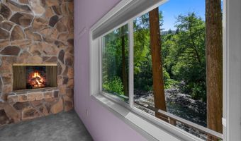 21313 E BLUE JAY Ln, Brightwood, OR 97011