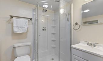 4825 27TH Rd S, Arlington, VA 22206
