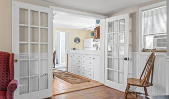 81 Richardson St, Bath, ME 04530