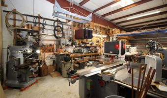 64 Halsey St 6, Newport, RI 02840