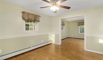 350 Essex Rd, North Kingstown, RI 02852