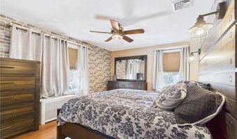 55 Philmont Ave, Cranston, RI 02910