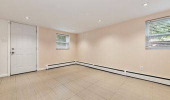 122 Thompson St, Boston, MA 02136