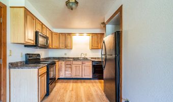 1135 1ST St NE, Bandon, OR 97411