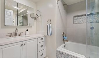 13051 Caminito Del Rocio, Del Mar, CA 92014