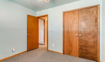 3704 N Riverside Dr, Bethany, OK 73008