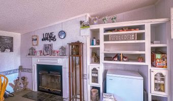 1860 Pencil Factory Rd, Big Sandy, TN 38221