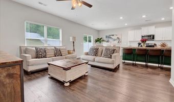 1075 FLYWAY VIEW Ln, Alabaster, AL 35007