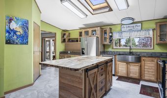 64960 Hunnell Rd, Bend, OR 97703