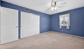 618 Running Creek Dr, Ballwin, MO 63021