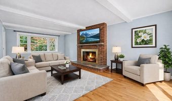 194 Paine St, Bellingham, MA 02019