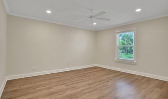 553 DAVID St, Atlantic Beach, FL 32233