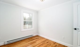 27 Long Meadow Ln, Bethel, CT 06801