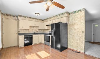 1055 Thomas Dr, Ashland, OH 44805