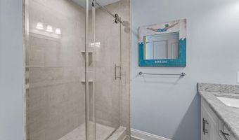 225 4th St, Beach Haven, NJ 08008